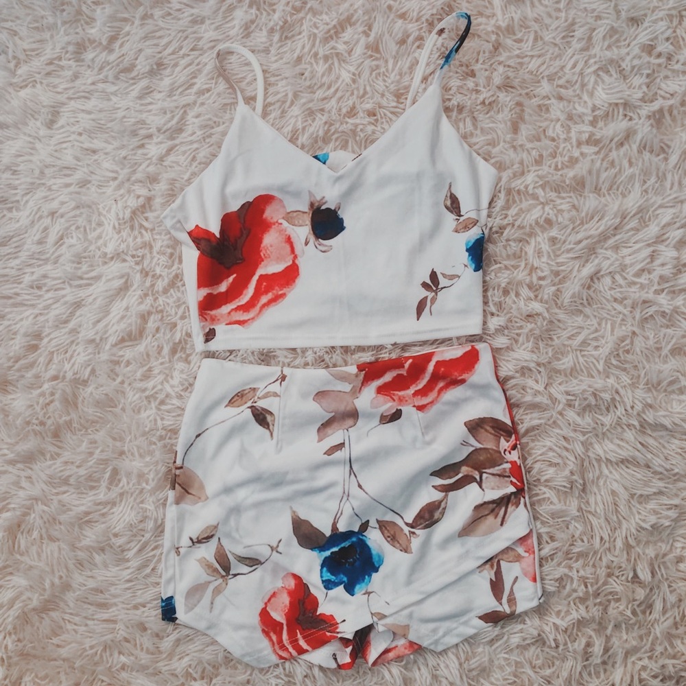 nwot white floral two piece